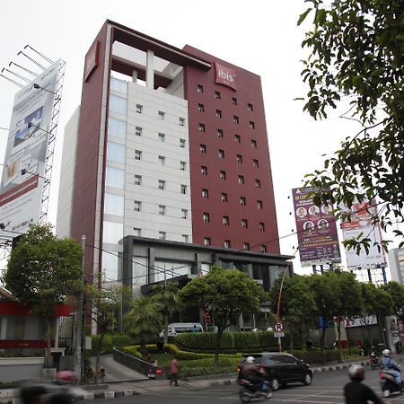 Ibis Surabaya City Center Exterior photo